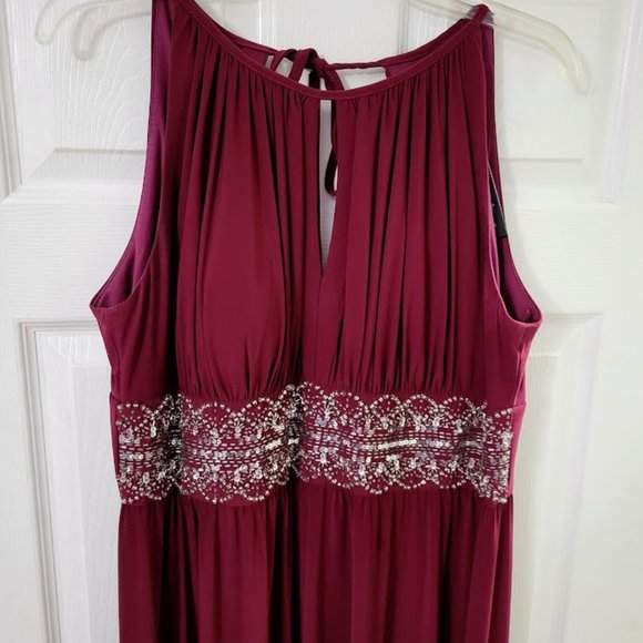 R&M Richards burgundy wine color maxi gown dress with sequin waist Size … - Picture 2 of 8